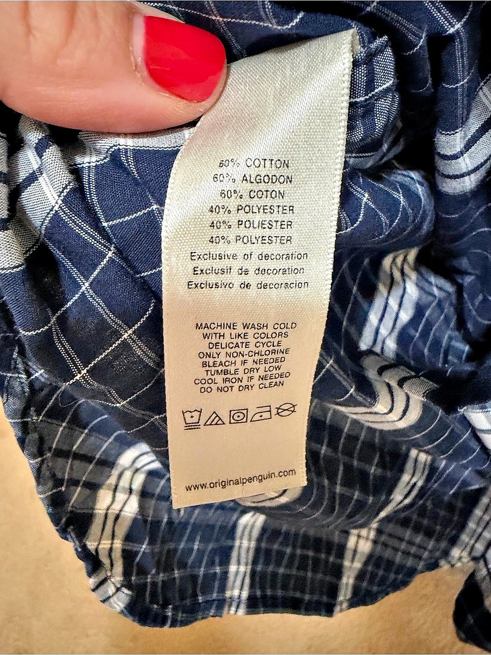 Original Penguin Classic Fit Plaid Button Down in Navy & White, Size Medium - Picture 3 of 7